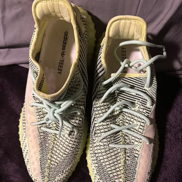 Adidas Yeezy Boost 350 V2 Yeezreel - Picture 1 of 1